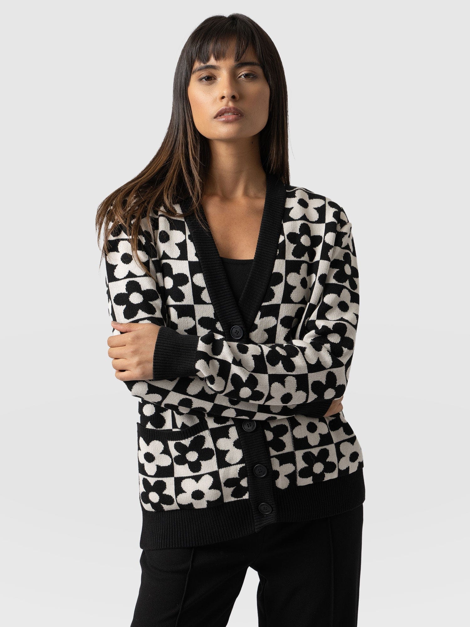 Eden Cardigan Monochrome Flower - Women's Cardigans | Saint + Sofia® EU